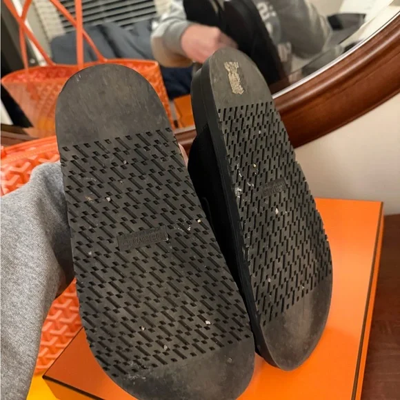 Hermes On the Go Mules, 40.5 - Picture 3 of 5